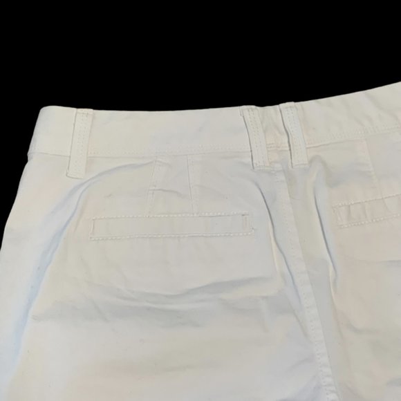 Old Navy Perfect Short Low Rise White Size 2 - Picture 6 of 8